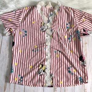 Minnie Mouse button up blouse